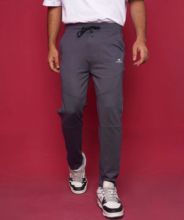 𝐓𝐫𝐨𝐮𝐬𝐞r-dark-ash