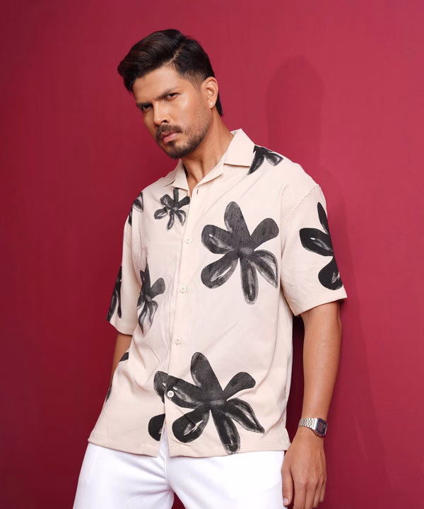 OVERSIZED HALF SHIRT