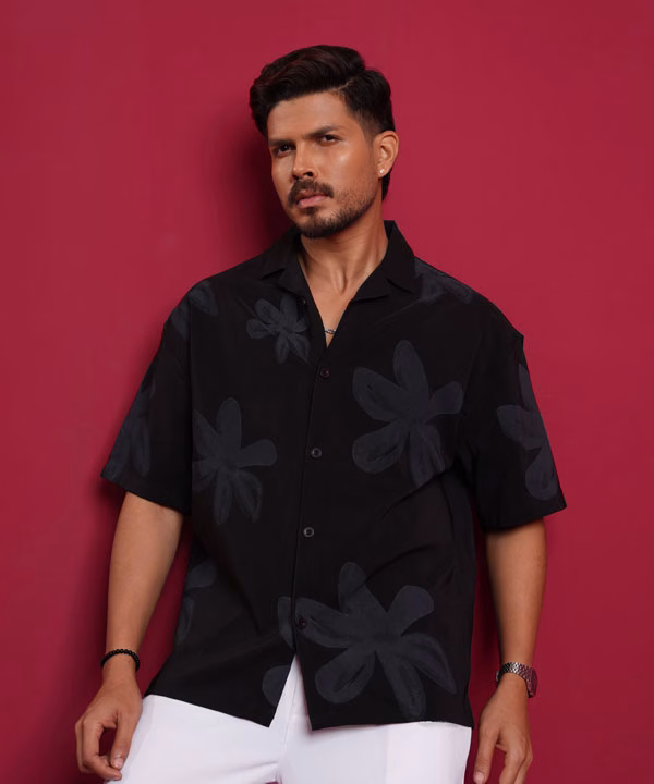 OVERSIZED HALF SHIRT