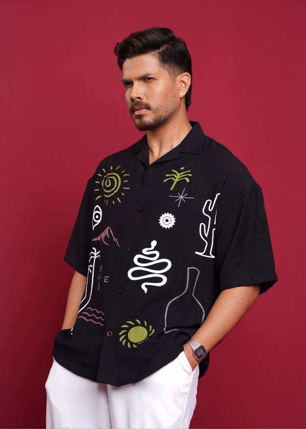 OVERSIZED HALF SHIRT