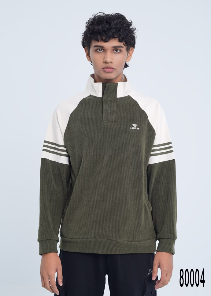 Oversized Sweatshirt in chic olive From Canton BD