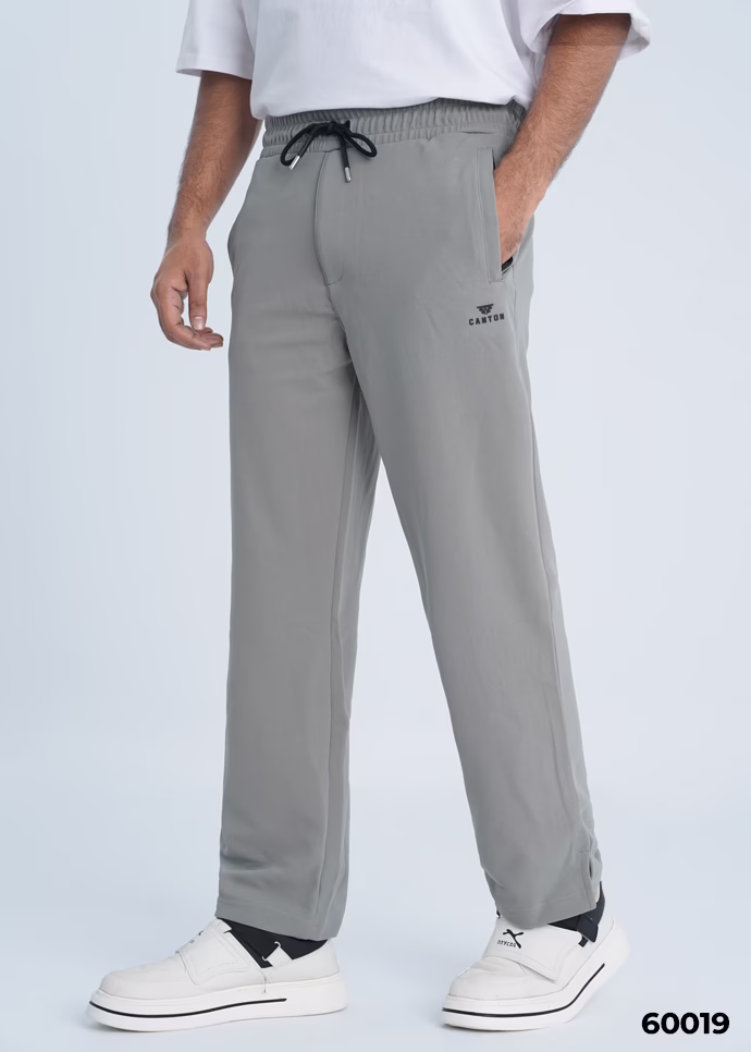 STRAIGHT LEG BAGGY TROUSER